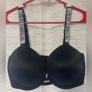 NWT Victoria Secret shine strap bra